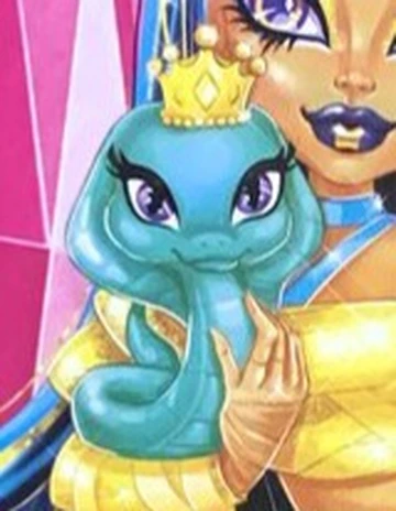 Hissette, the Egyptian cobra pet of Cleo de Nile